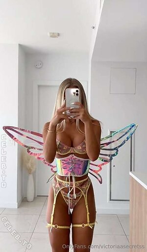 victoriaasecretss Nude Leaked Photo #53
