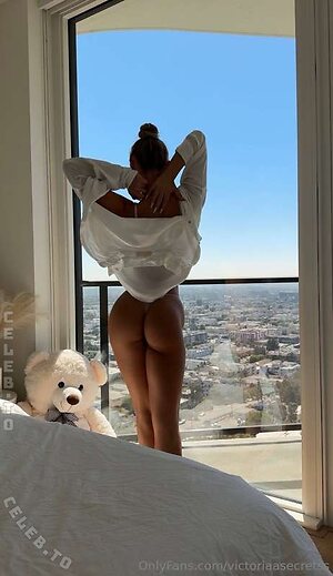 victoriaasecretss photo