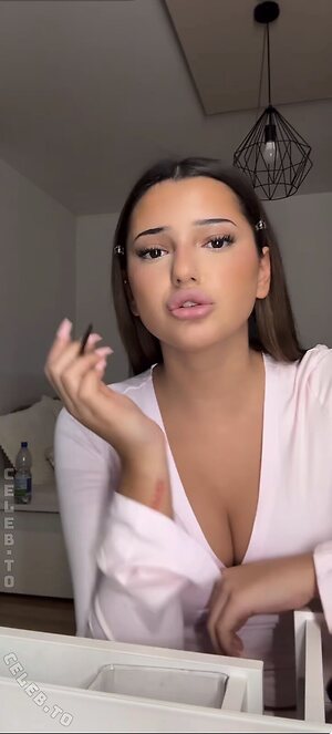 victorija.ic Nude Leaked Photo #4