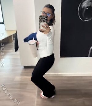 victorija.ic Nude Leaked Photo #33