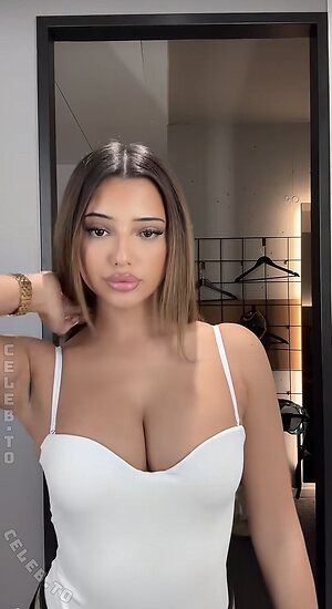 victorija.ic Nude Leaked Photo #36