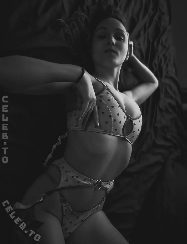 Viktoria Lara Hochwimmer leaked photos