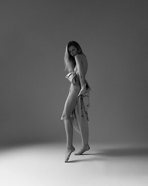 Viktoriia leaked photo #6