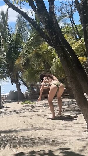 Vildan Cirpan Nude Leaked Photo #5