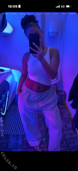 Vinoschh Nude Leaked Photo #17