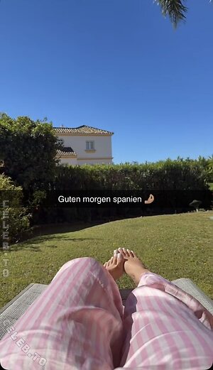 Vinoschh Nude Leaked Photo #25