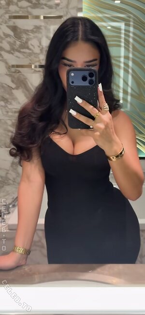 Vinoschh Nude Leaked Photo #34