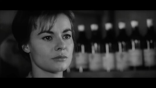 Vintage Mainstream Films with nudity or near nude scenes
