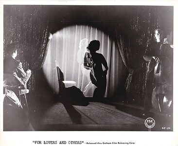 Vintage Mainstream Films with nudity or near nude scenes