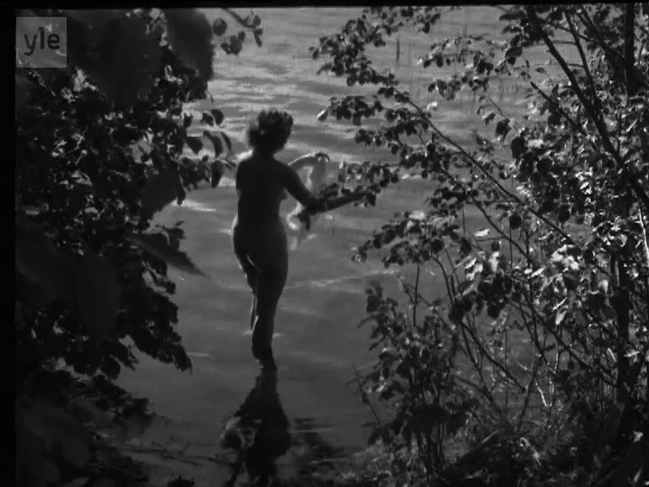 Vintage Mainstream Films with nudity or near nude scenes leaked photo #84