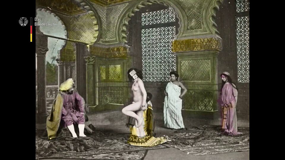 Vintage Mainstream Films with nudity or near nude scenes leaked photo #94