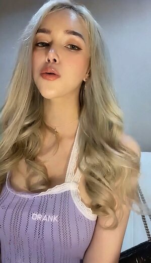 Violet Good leaked photo #8