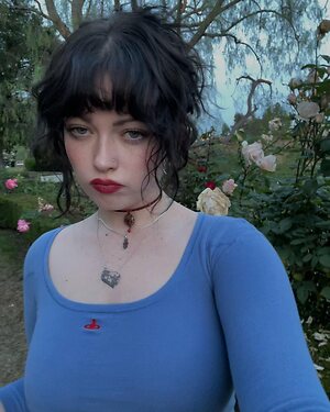 Violet Grohl leaked photo #35