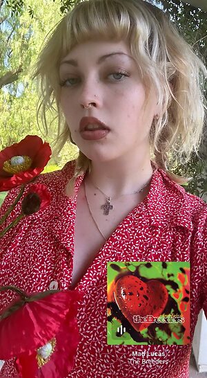 Violet Grohl