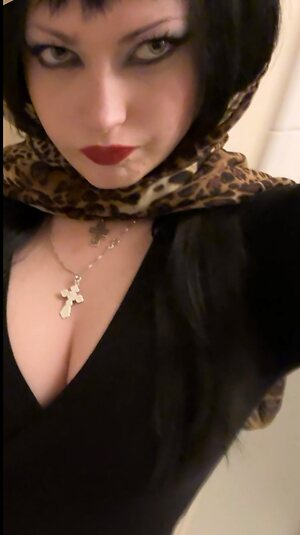 Violet Grohl