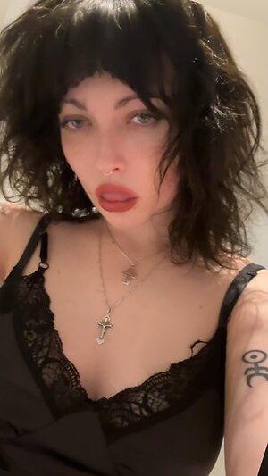Violet Grohl