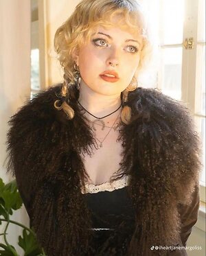 Violet Grohl leaked photo #60