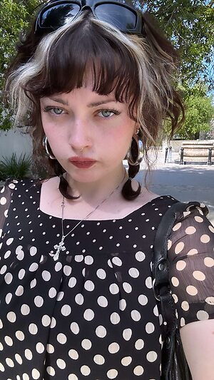 Violet Grohl