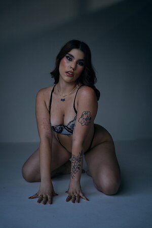 Violeta-Marquez leaked photo #28