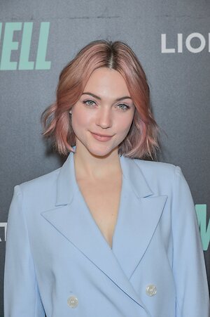 Violett Beane leaked photo #15