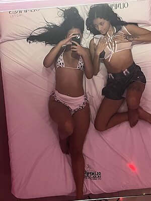Vitoria Araujo leaked photo #6