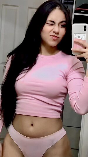 Vittoria Salazar leaked photo #7