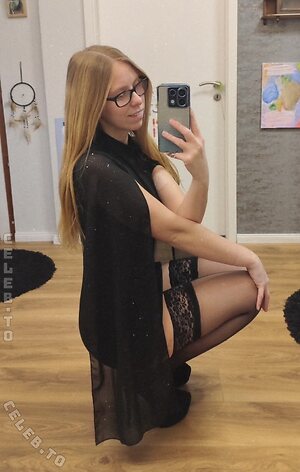 Vivi.an.3107 Nude Leaked Photo #9