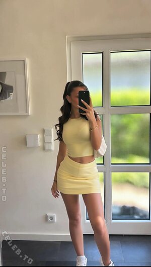 vivianalukas Nude Leaked Photo #3