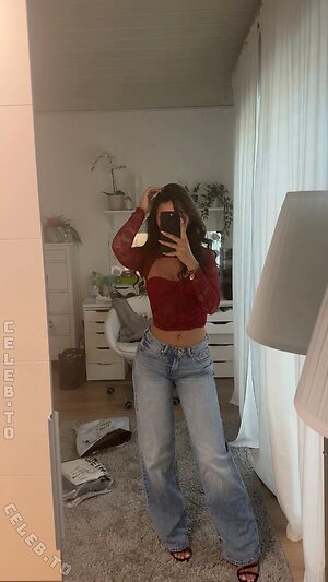 vivianalukas Nude Leaked Photo #7