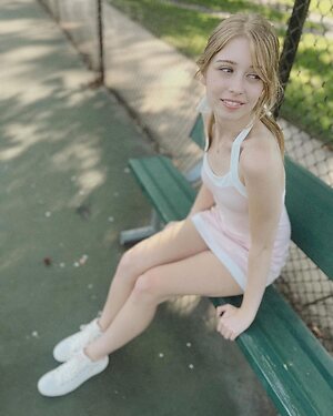 Vivibunnie Nude Leaked Photo #5