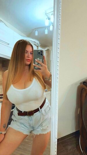 vladyslava.hryhorjeva leaked photo #2