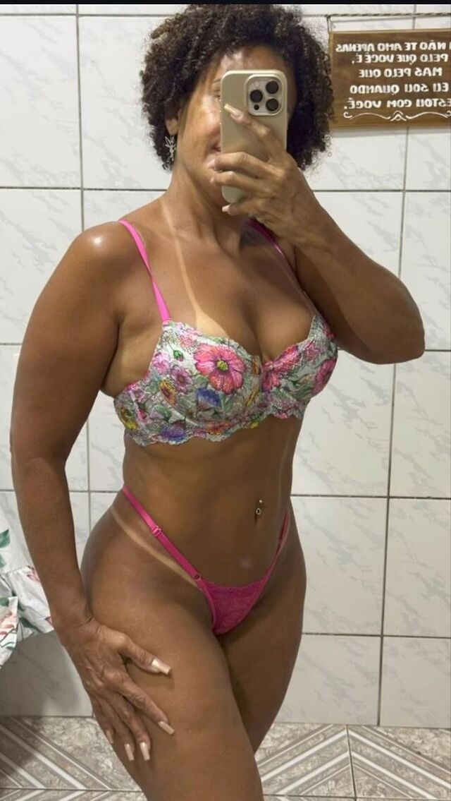Vovo Close leaked photos