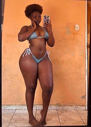 Vunene Taiwo Mabunda Nude Leaked Photo #2