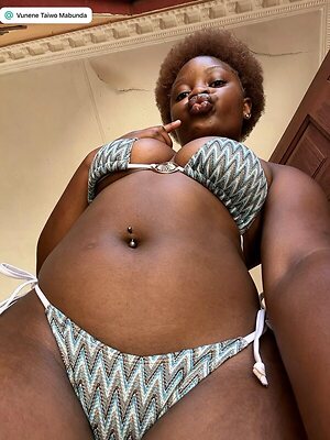 Vunene Taiwo Mabunda Nude Leaked Photo #4