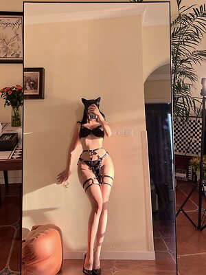 V leaked photo #25