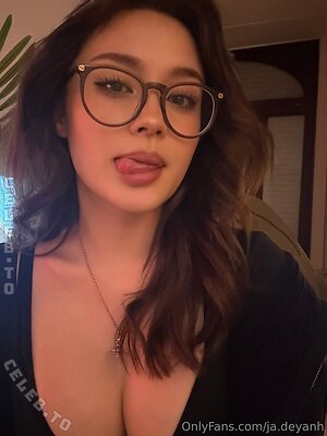 Vylerria Nude Leaked Photo #9