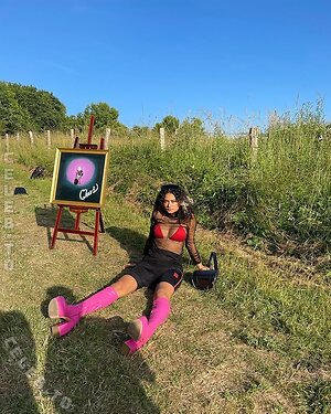 Wahyne Nude Leaked Photo #11