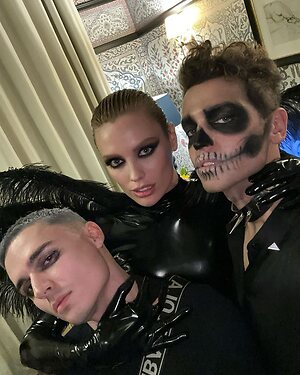 Wallis Day leaked photo #3