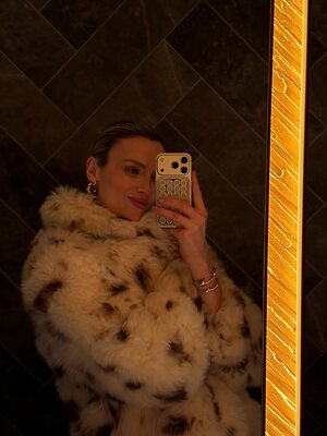 Wallis Day leaked photo #45