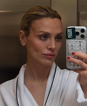 Wallis Day leaked photo #115