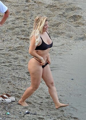 Wanda Nara leaked photo #98