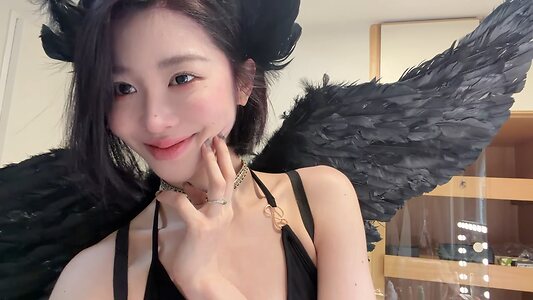 wanna10_4 leaked photo #12