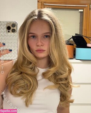 Wemmse (Emma) Nude Leaked Photo #36