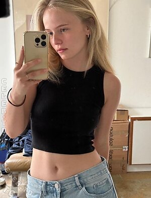 Wemmse (Emma) Nude Leaked Photo #46