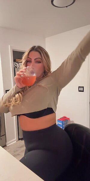 Wendylarubia leaked photo #11