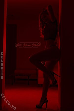 WhatMeikeMakes Nude Leaked Photo #2