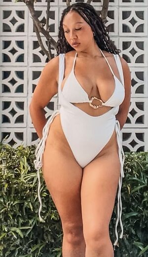 whatthegrace_official Nude Leaked Photo #2