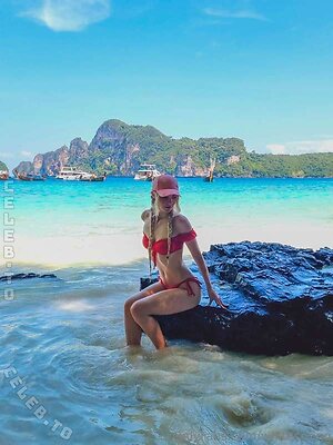 Whitespring Nude Leaked Photo #165