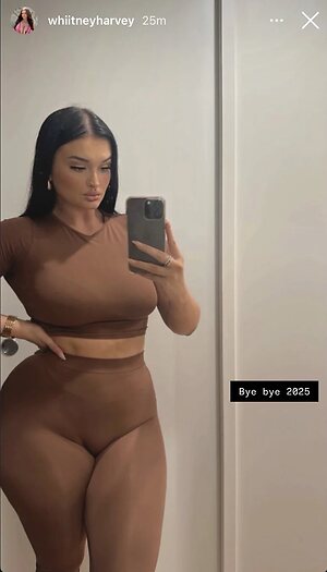 Whitney H Nude Leaked Photo #32