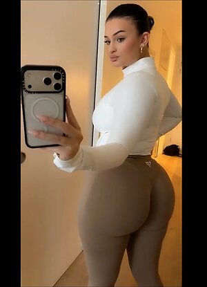 Whitney H Nude Leaked Photo #37